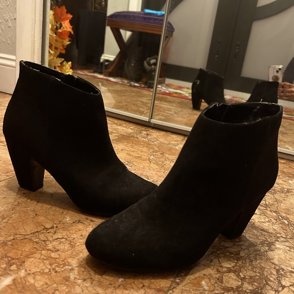 CUTE EXPRESS MINI WEDGE BOOTS